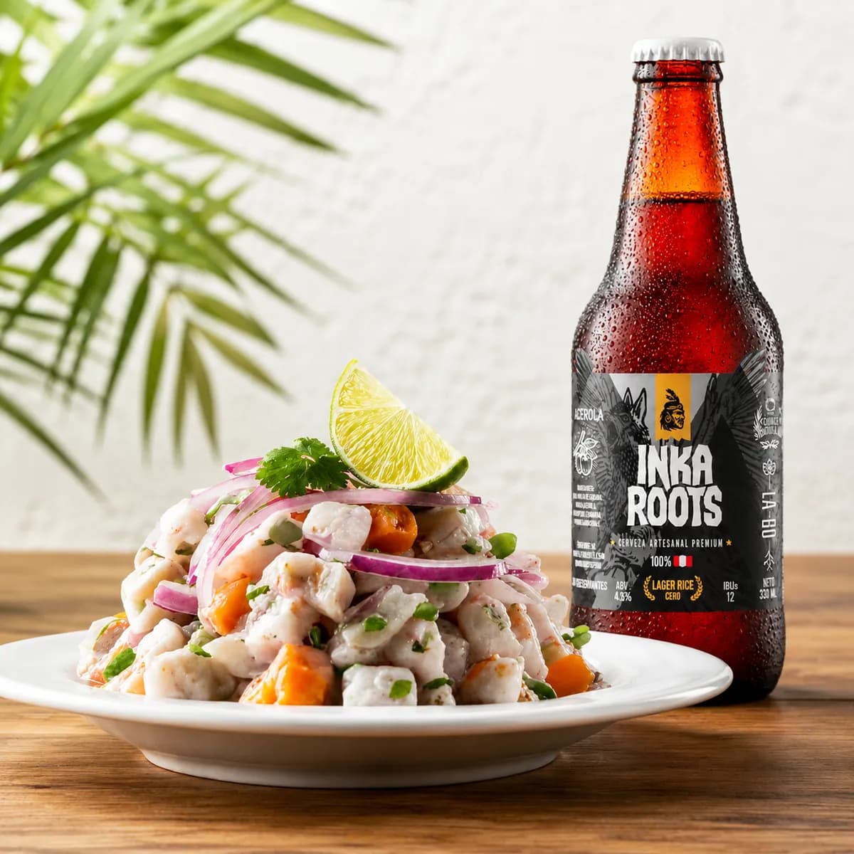 Hamburguesa gourmet maridada con IPA artesanal Inkaroots.
